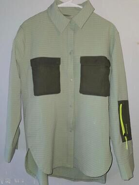 LULULEMON GRID FLEECE HIKING DETOURS WELCOME LAUREL GREEN BUTTON UP OVERSHIRT